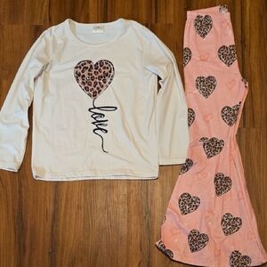 Girl's Valentine's Day Outfit 7-8Y